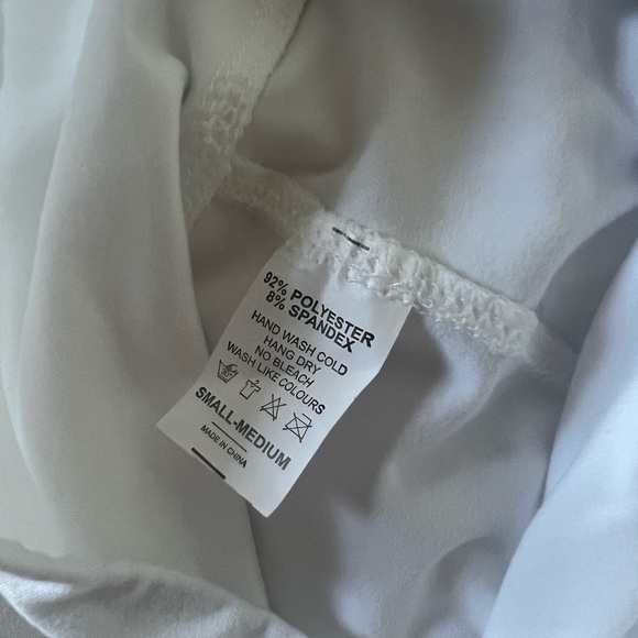 Amazon White Biker Shorts NWOT - Picture 3 of 3